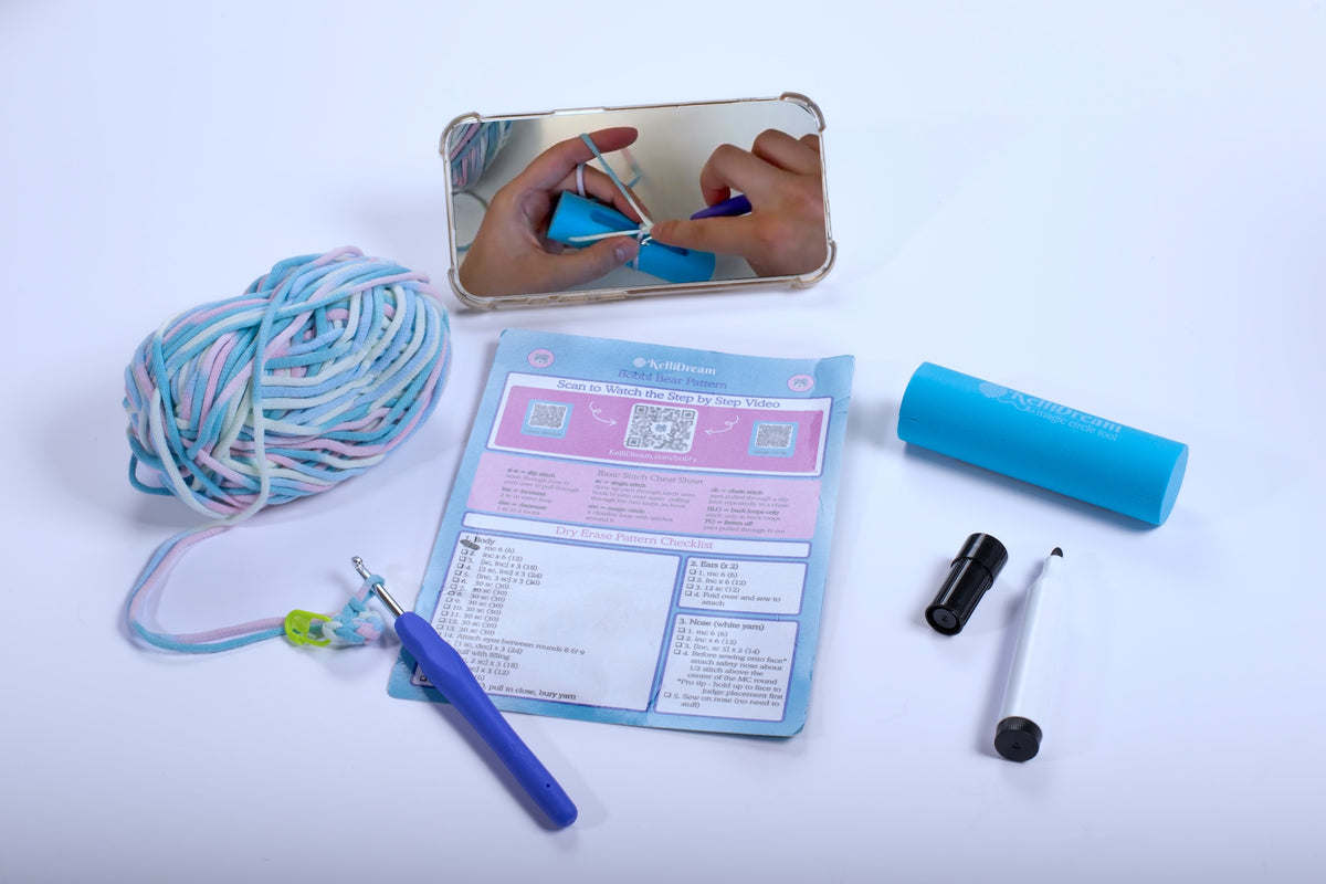Learn to Crochet Kit Bear (Includes Blue Magic Circle Tool)